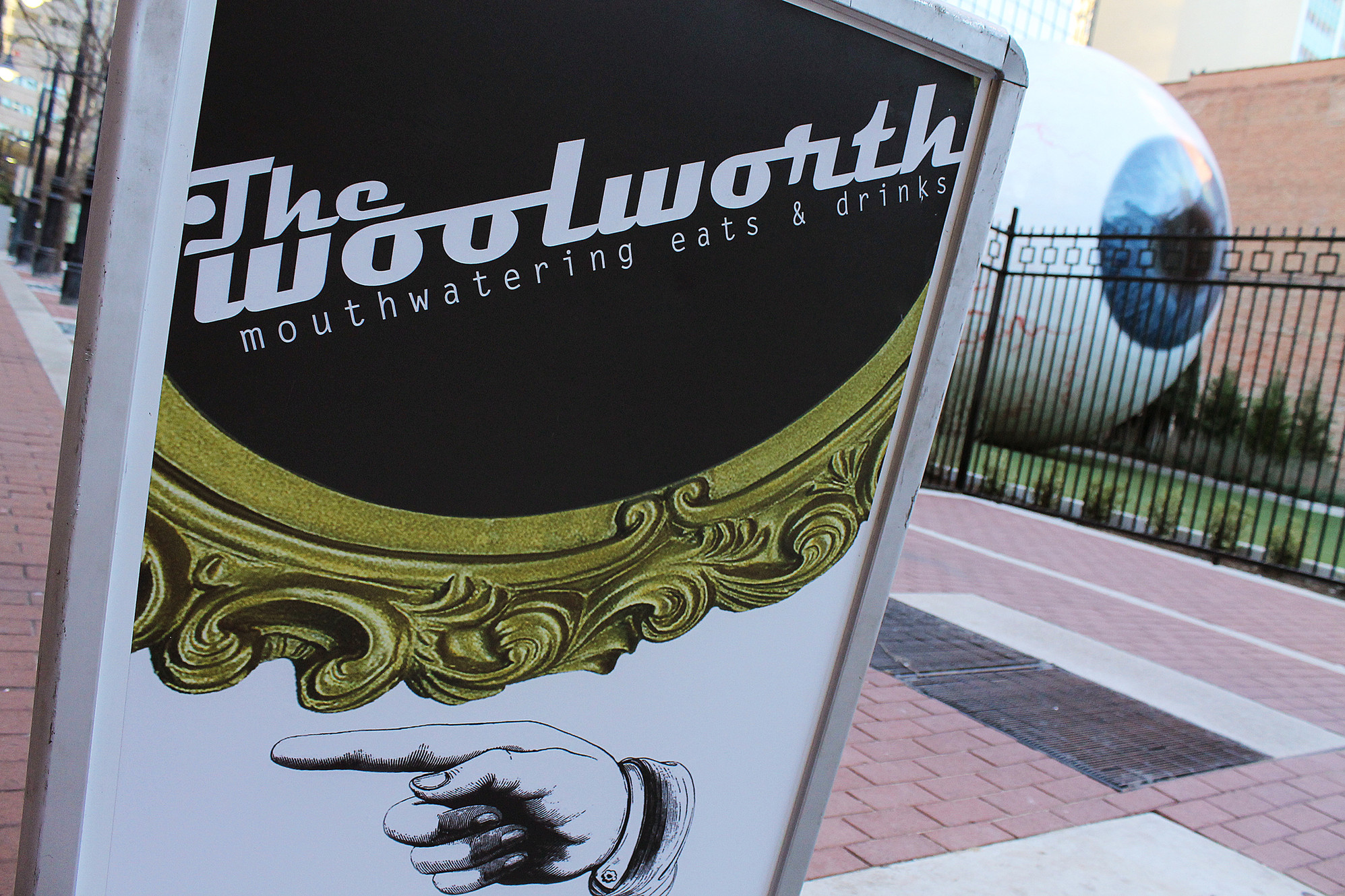 www.thewoolworthdallas.com