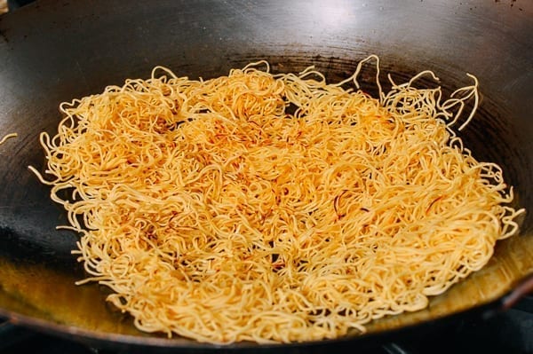 soy-sauce-pan-fried-noodles-7.jpg